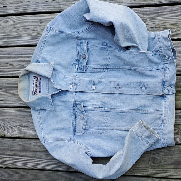Vintage Guess USA American  Cut Large Denim Jacket Mens or woman's - Picture 1 of 10
